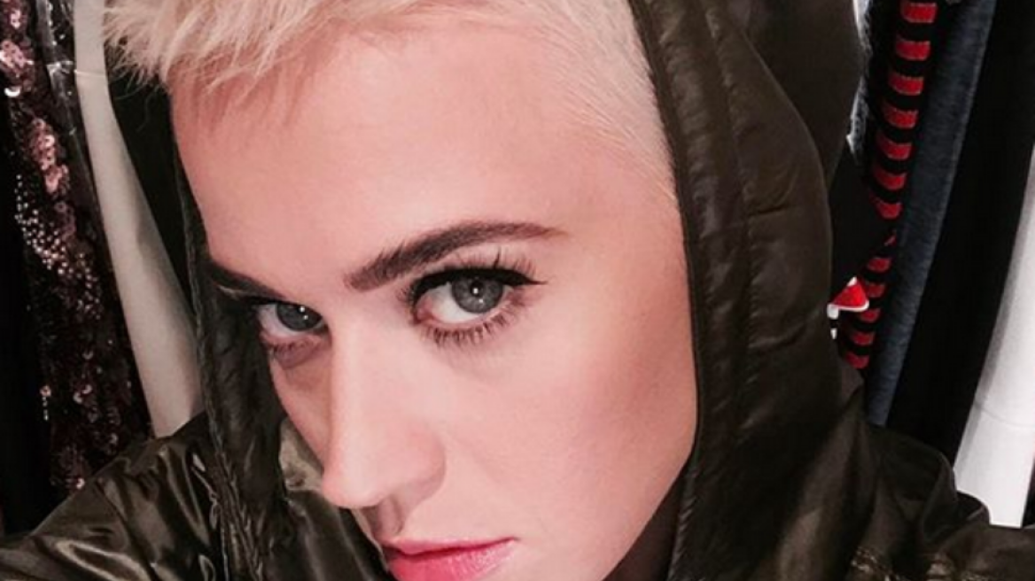 H super γιαγιά της Katy Perry πήγε στη συναυλία της