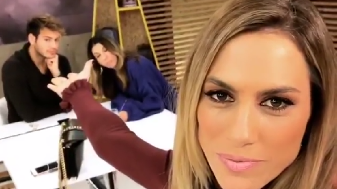 Δεν φεύγει η Ντορέττα... 