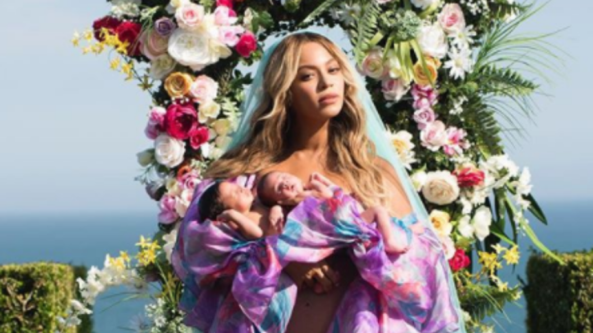 Aυτά είναι τα 34 μωρά ξένων celebrities που γεννήθηκαν μέσα στο 2017