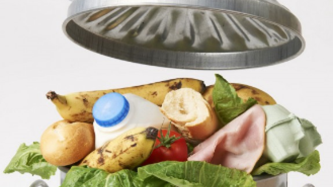 Γιατί πρέπει να βάζεις πάντα λίγο βαμβάκι στα σκουπίδια σου