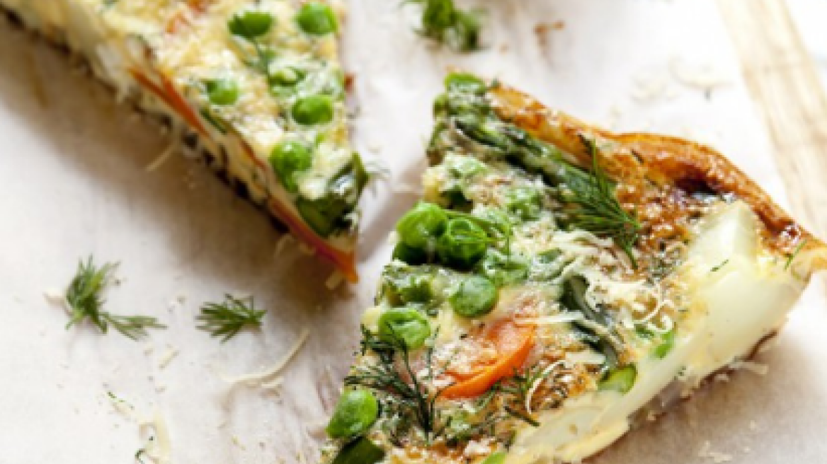 Ομελέτα φούρνου με φρέσκο αρακά και σαλάμι μπίρας