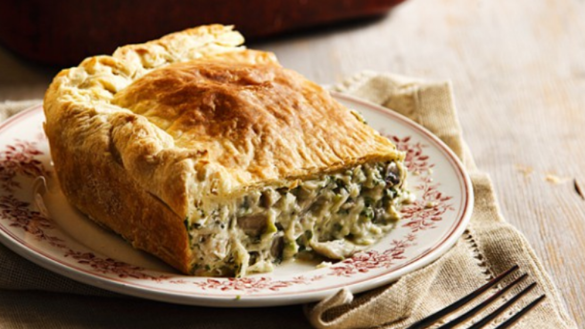 Ζουμερή μανιταρόπιτα