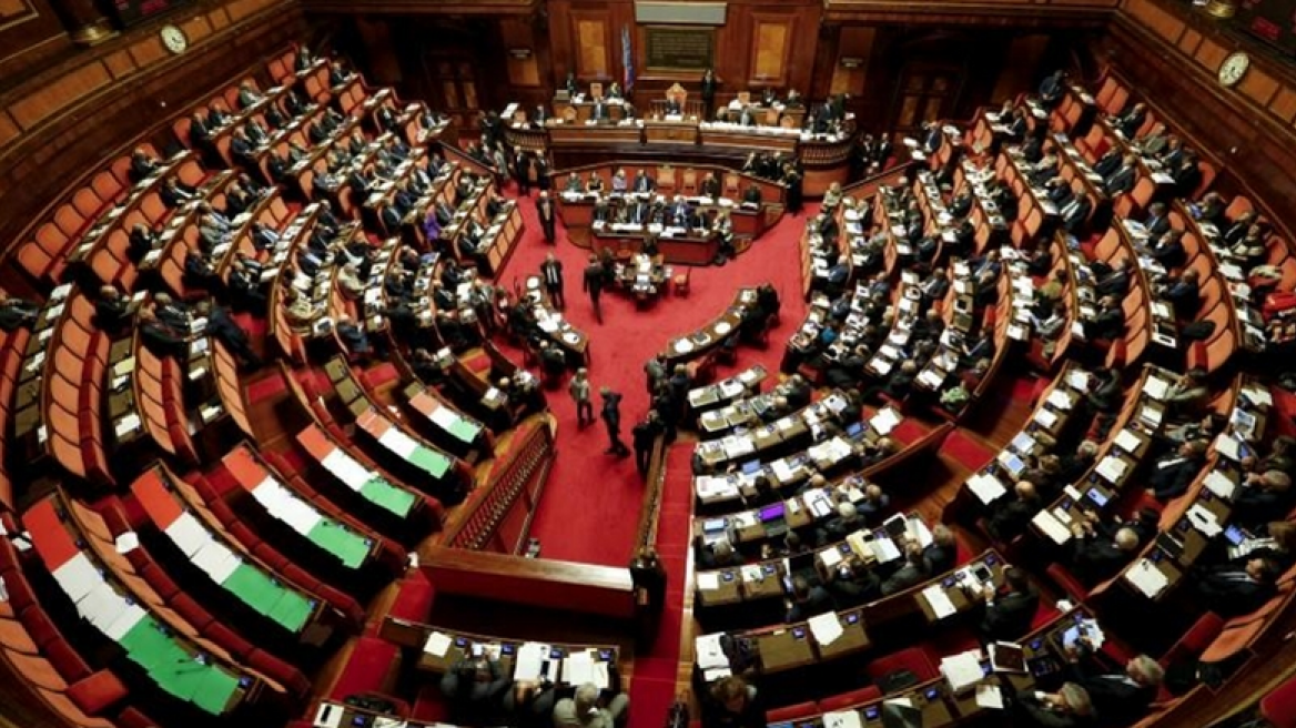 Ιταλία: Η κυβέρνηση του Τζουζέπε Κόντε καλείται να λάβει ψήφο εμπιστοσύνης 