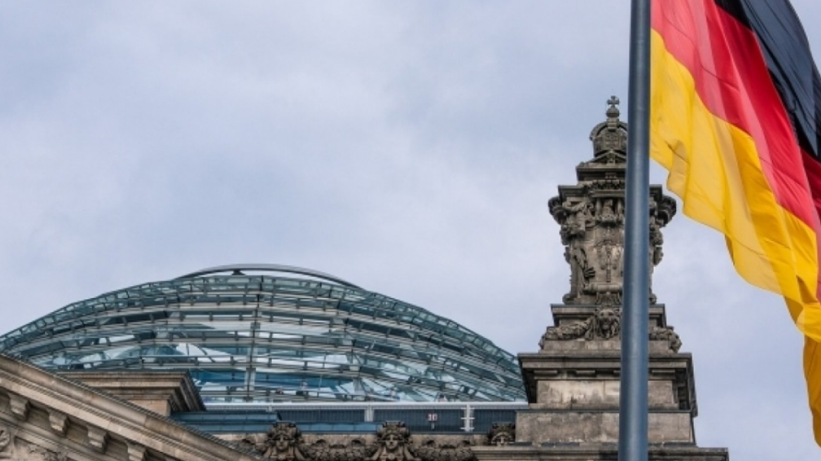 Γερμανική εφημερίδα: Επίδειξη ισχύος της γερμανικής κυβέρνησης το μπλοκάρισμα της τρίτης δόσης