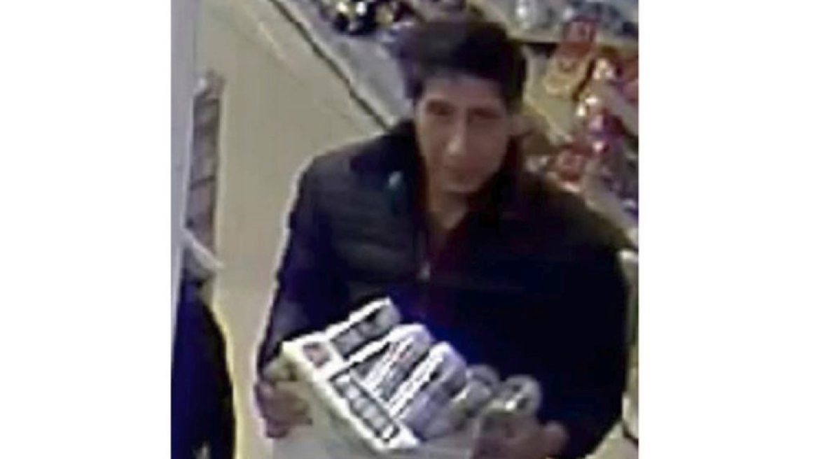 Βρετανία: «Έπιασαν» τον κλέφτη που ήταν ίδιος ο Ρος από τα «Φιλαράκια»