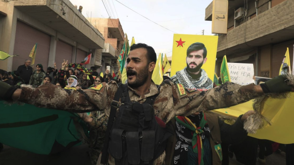 Η Γαλλία αντικαθιστά τις ΗΠΑ στο «πλευρό» των Κούρδων