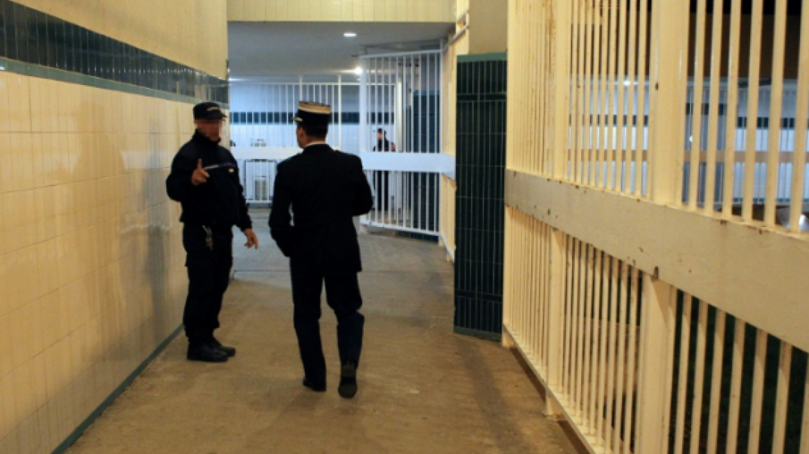 Κρατούμενος επιτέθηκε σε φύλακες σε γαλλική φυλακή, φωνάζοντας «Ο Θεός είναι μεγάλος»