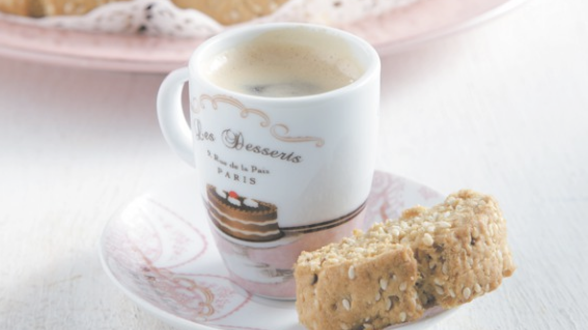 Παξιμαδάκια με γλυκάνισο, ούζο και σουσάμι