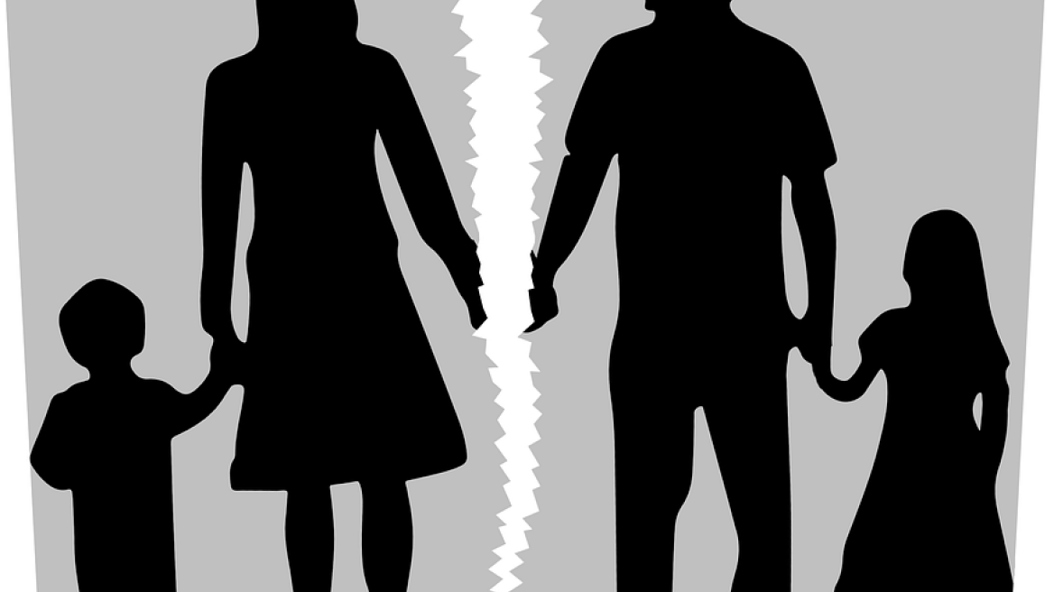 Διαζύγιο: Πιο ευάλωτα τα παιδιά μεταξύ επτά και 14 ετών 