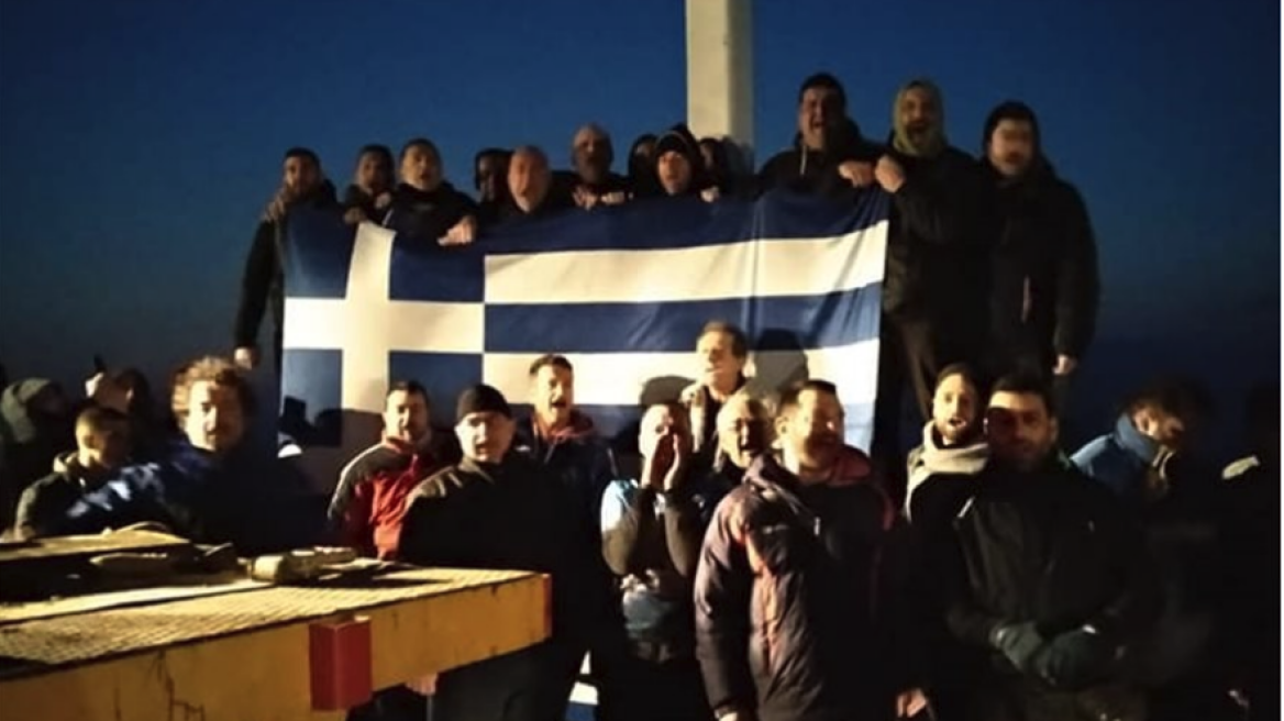 Μυτιλήνη: Τοποθέτησαν σταυρό στην ακτή Απελή - Ελεύθεροι μετά την απολογία τους οι κατηγορούμενοι