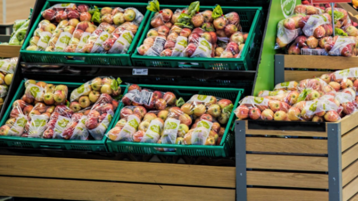 Μείωση ΦΠΑ 13%: Ποια τρόφιμα θα αγοράζουμε πιο φθηνά