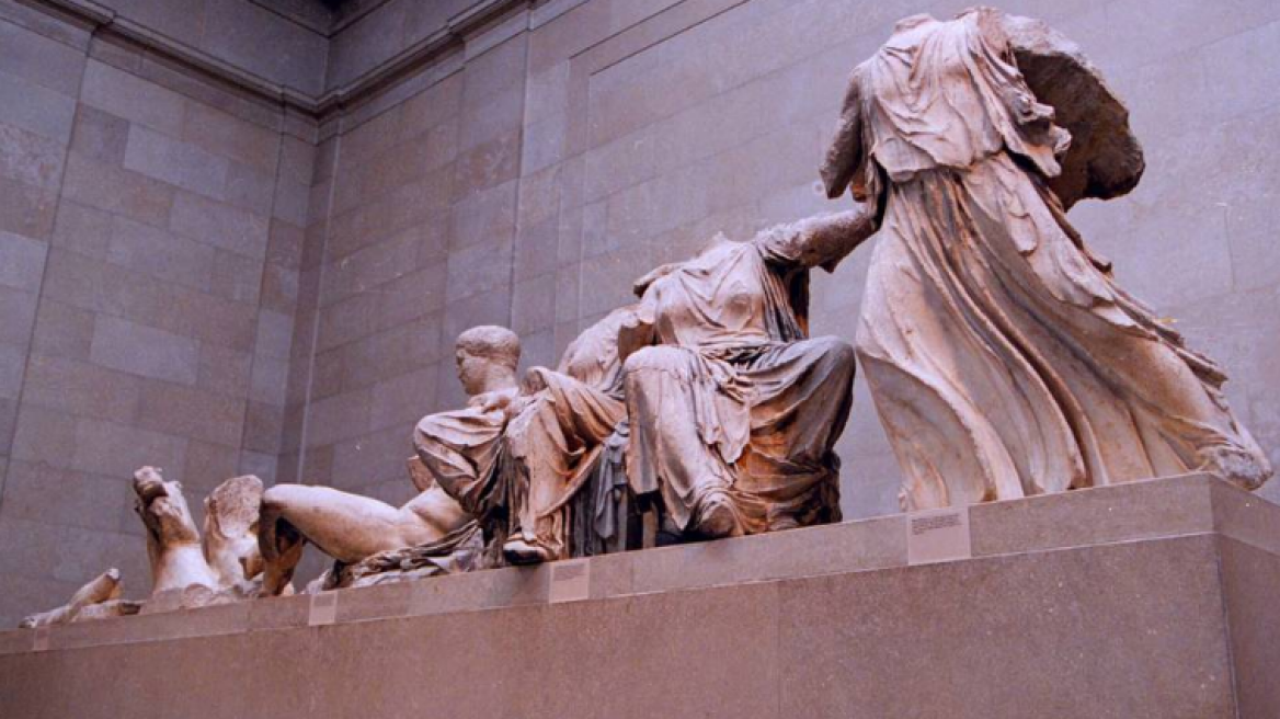 «Fake» ο λογαριασμός της Λίνας Μενδώνη στο Twitter