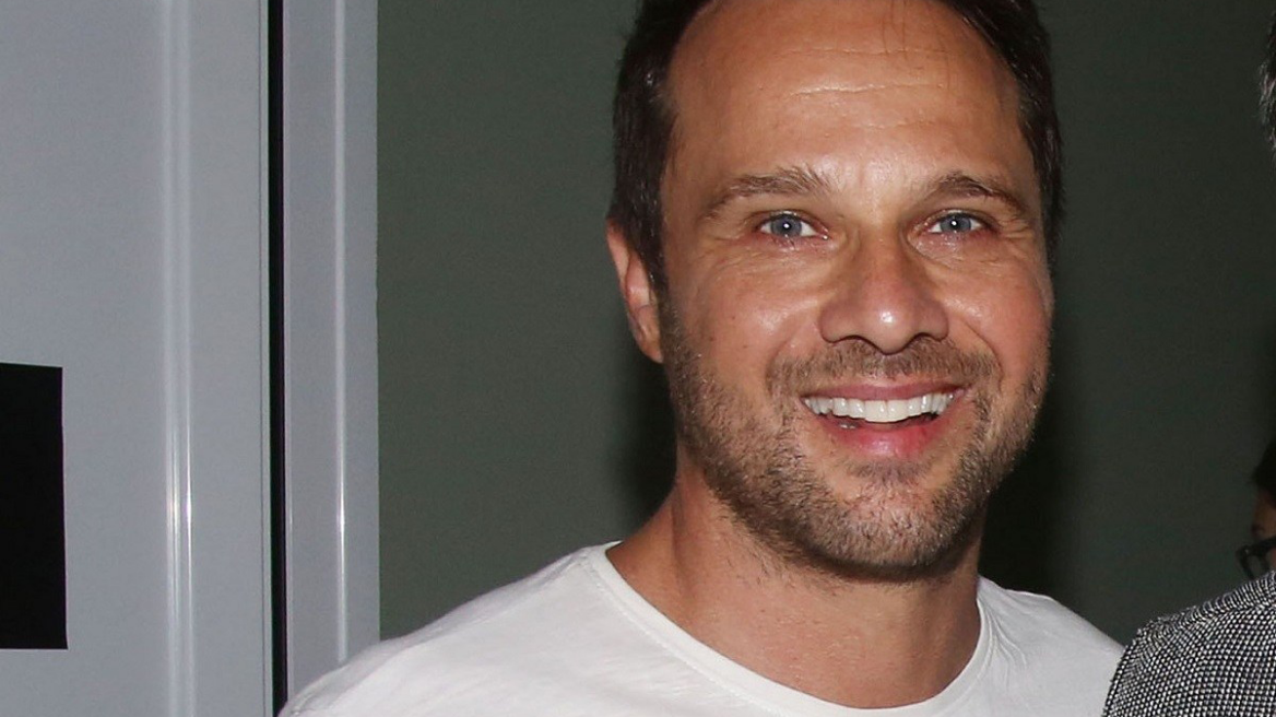 Μέμος Μπεγνής: Είχα τροχαίο με τη μηχανή, φορούσα κράνος