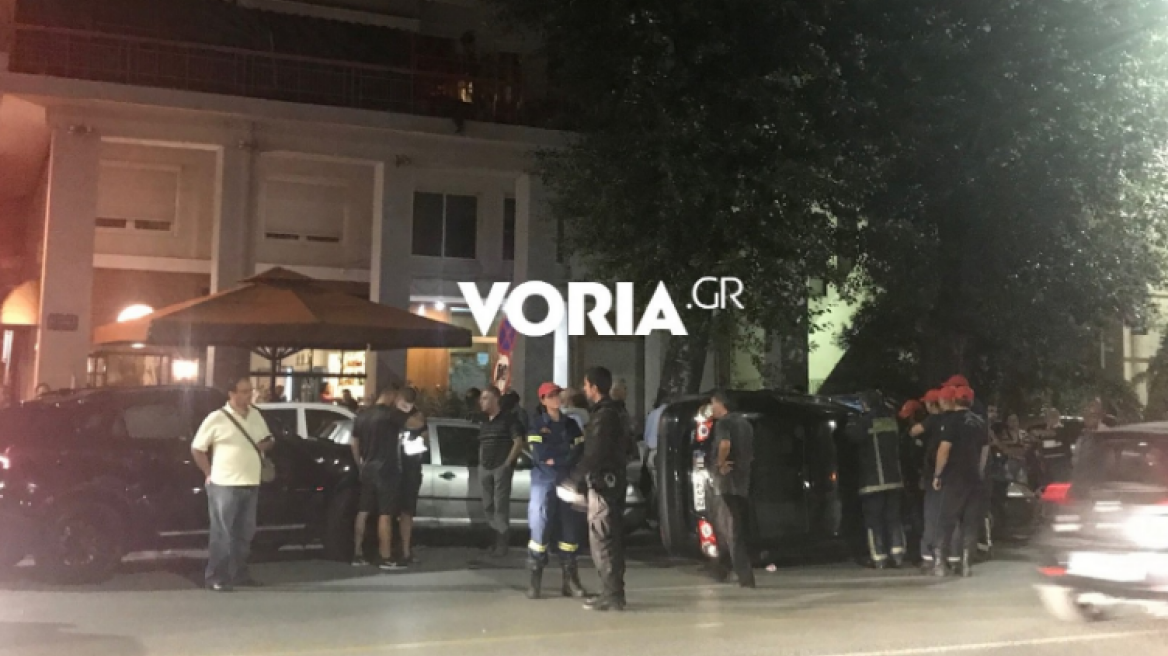 Θεσσαλονίκη: Χάος προκάλεσε οδηγός που τράκαρε έξι αυτοκίνητα στην παραλιακή 