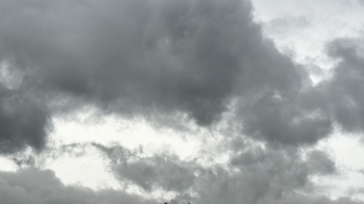 Ο καιρός σήμερα: Πού θα βρέξει στην Αθήνα - Καταιγίδες σε όλη τη χώρα 