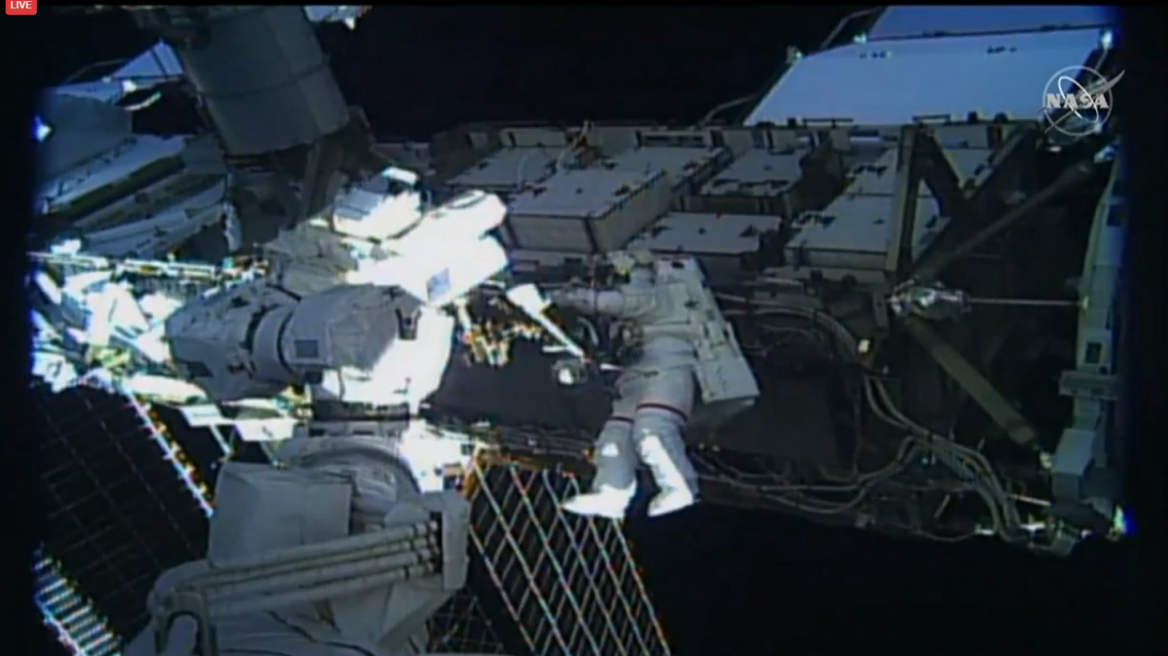 NASA - Live: Περίπατος μόνο από γυναίκες στο Διάστημα 