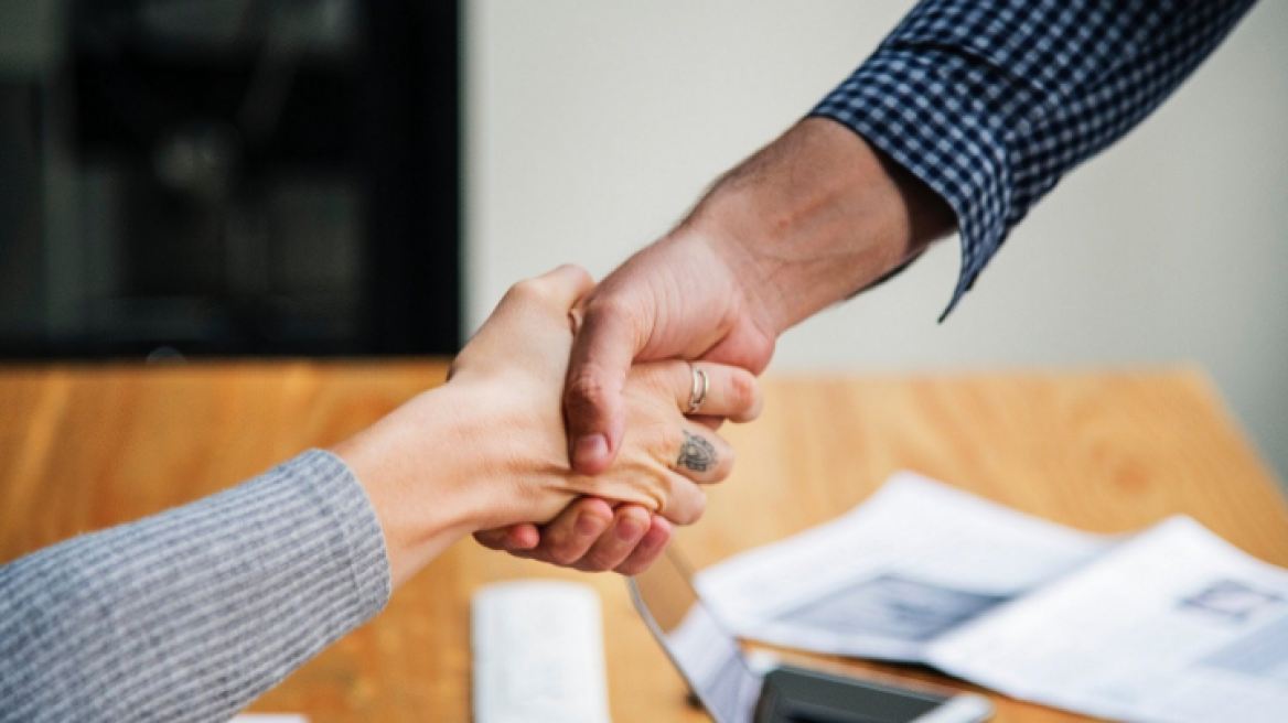 Δημόσιο: 200 θέσεις εργασίας σε πέντε φορείς