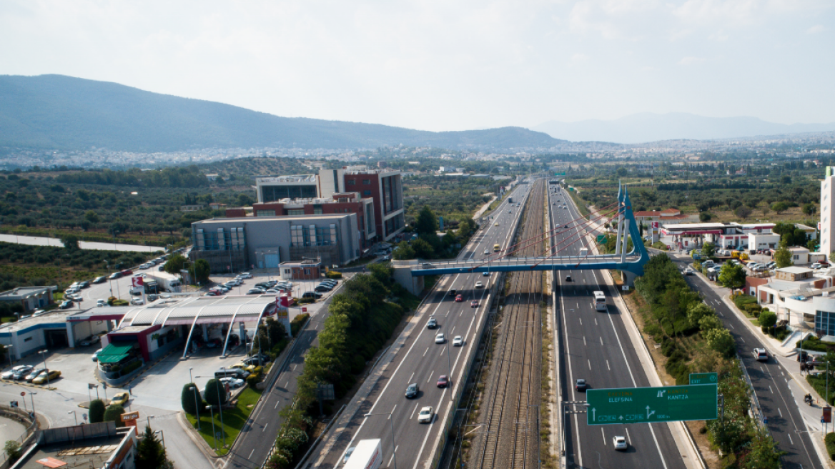 Κίνηση: Μποτιλιάρισμα στην Αττική Οδό - Δείτε πού υπάρχουν προβλήματα