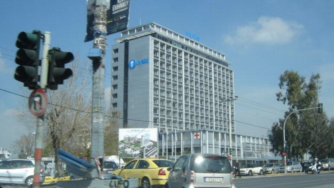 Κίνηση: Τροχαίο και έργα προκάλεσαν μποτιλιάρισμα στην Κηφισίας στο ύψος του «Υγεία» 