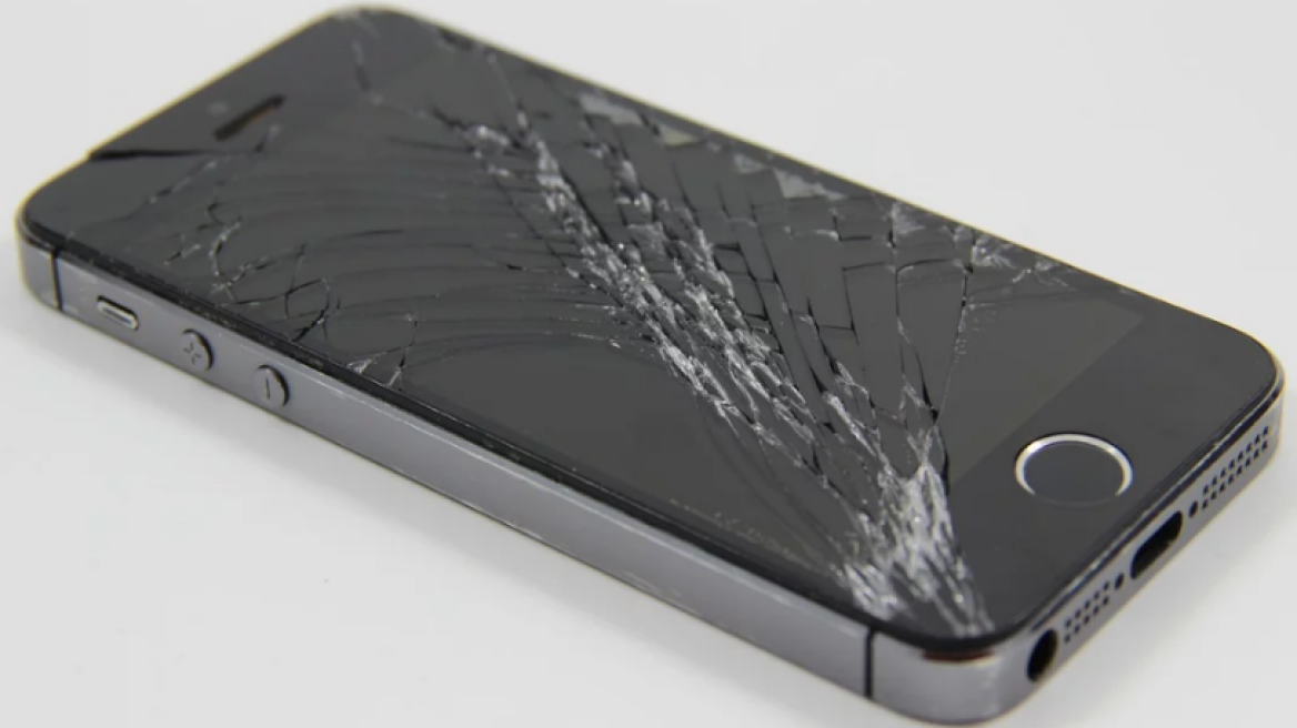 «Φίλε μην το φτιάξεις»: Άφησε σημείωμα και 50€ σε τεχνικό για να πει στην κοπέλα του πως δεν φτιάχνεται το κινητό (pic)