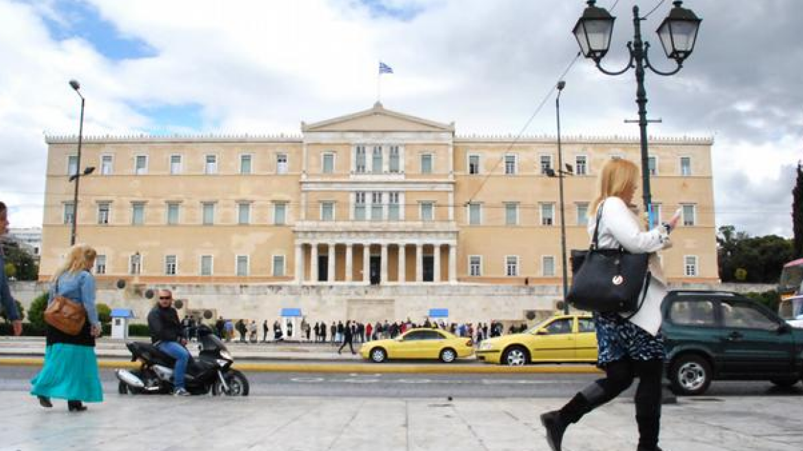 Handelsblatt: 15ετές ομόλογο- ένδειξη εμπιστοσύνης στην Ελλάδα