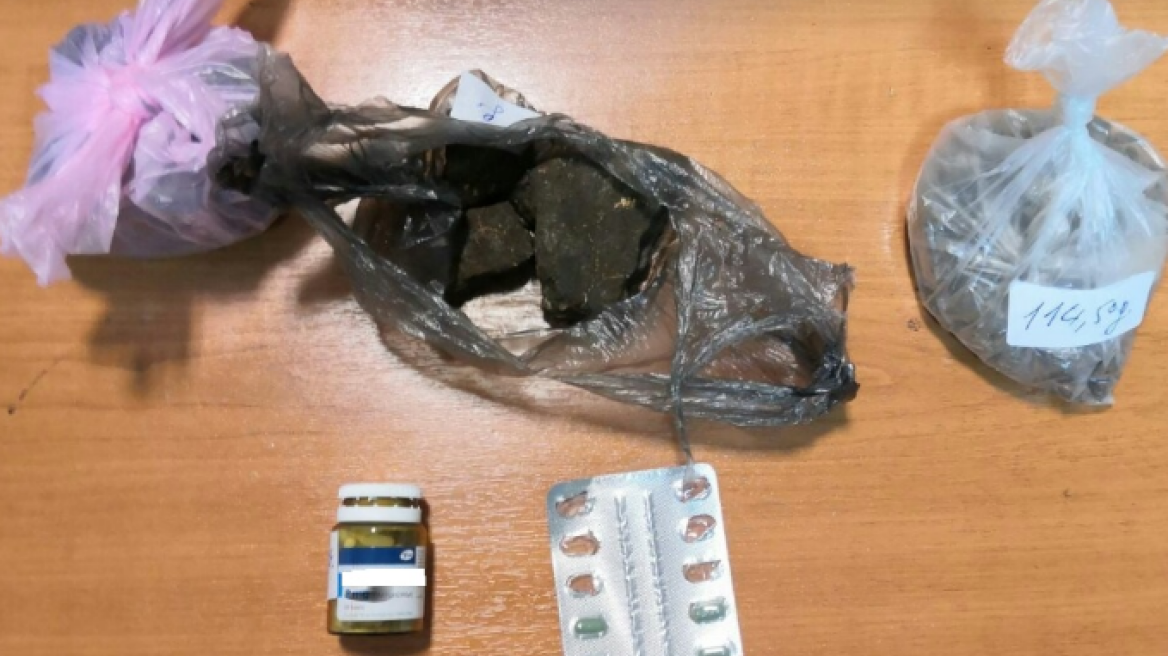 Θεσπρωτία: Φυγόποινος για κλοπή μετέφερε 46 κιλά χασίς 