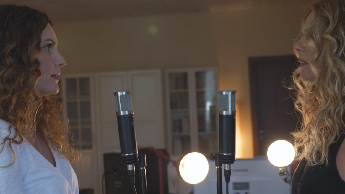 Ελένη Τσαλιγοπούλου και Κορίνα Λεγάκη ενώνουν τις φωνές τους