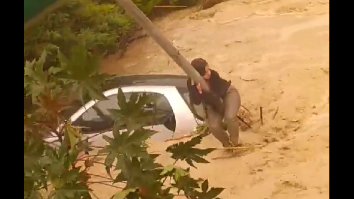 Κακοκαιρία στο Ηράκλειο: Πώς σώθηκε η φοιτήτρια που κρεμάστηκε από τον στύλο στα Χανιά 