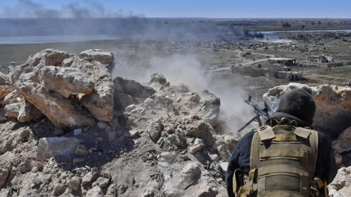 Συρία: 26 στρατιώτες και παραστρατιωτικοί και 11 τζιχαντιστές σκοτώθηκαν σε μάχη 