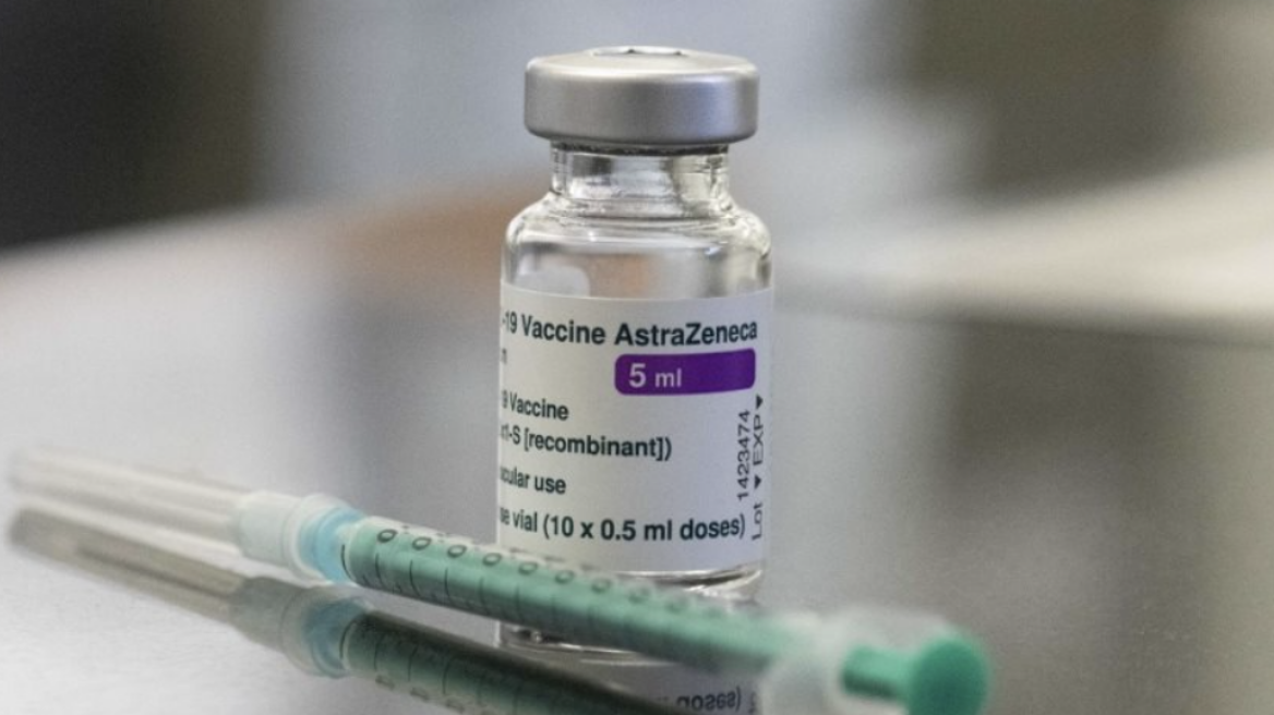 Βέλγιο: Το εμβόλιο της AstraZeneca θα χορηγείται για ένα μήνα μόνο στους άνω των 55 
