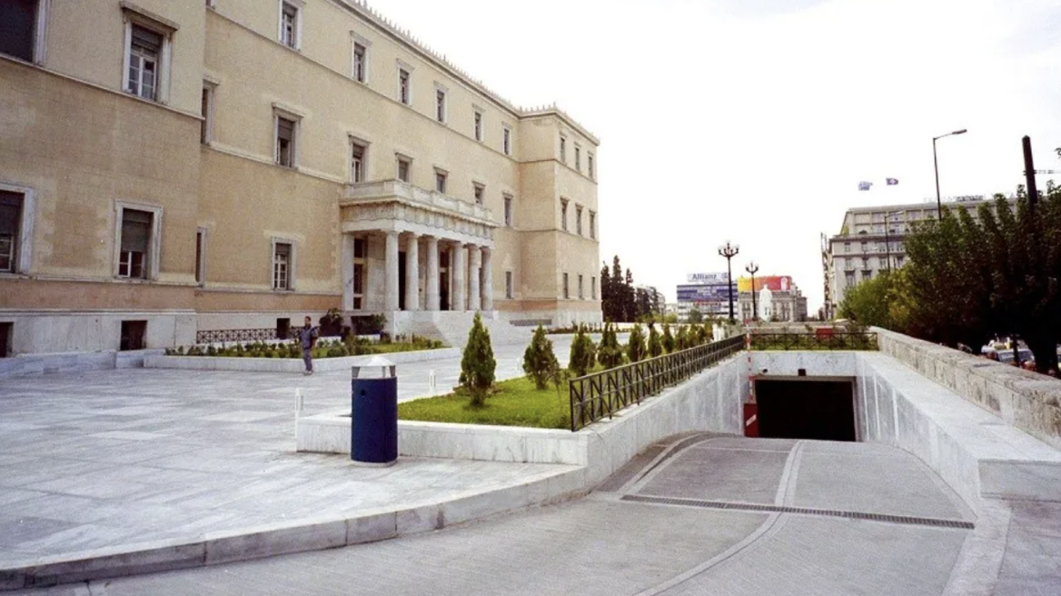 Αποκάλυψη: Έτσι θα μπαίνουν τα αυτοκίνητα στη Βουλή