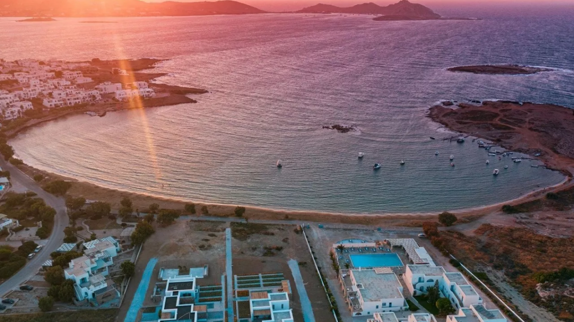 Η Πάρος γίνεται «πράσινη» - Το νέο «hot spot» με πεντάστερες αφίξεις (pics)