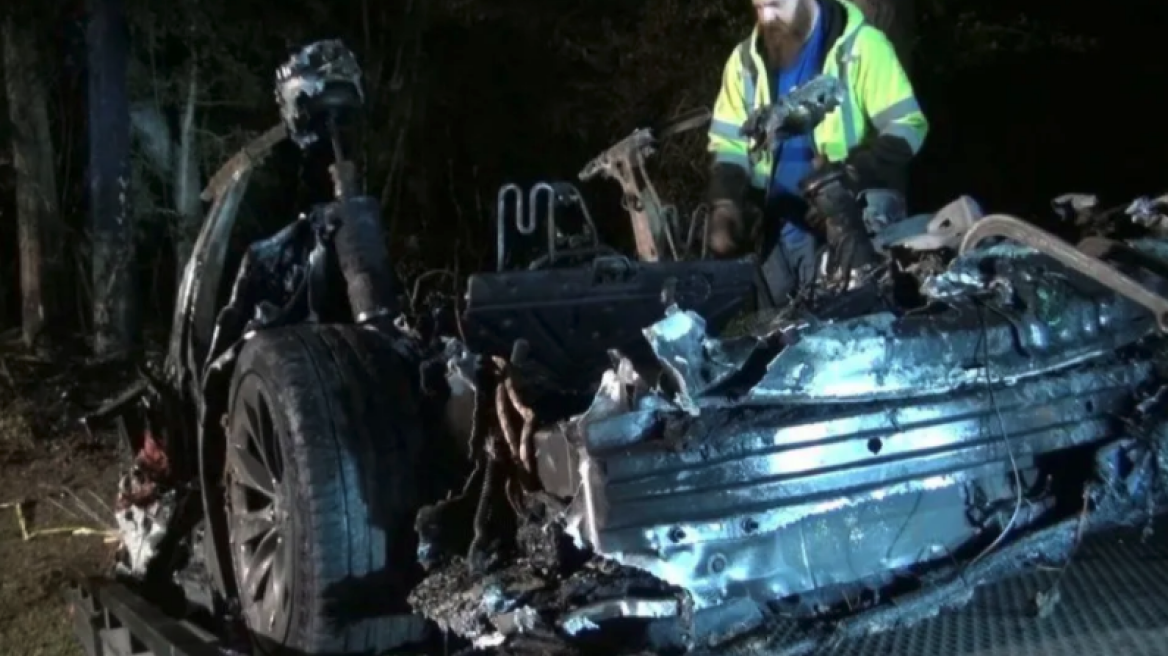 ΣΟΚ με Tesla και δύο νεκρούς - Αντίδραση Elon Musk