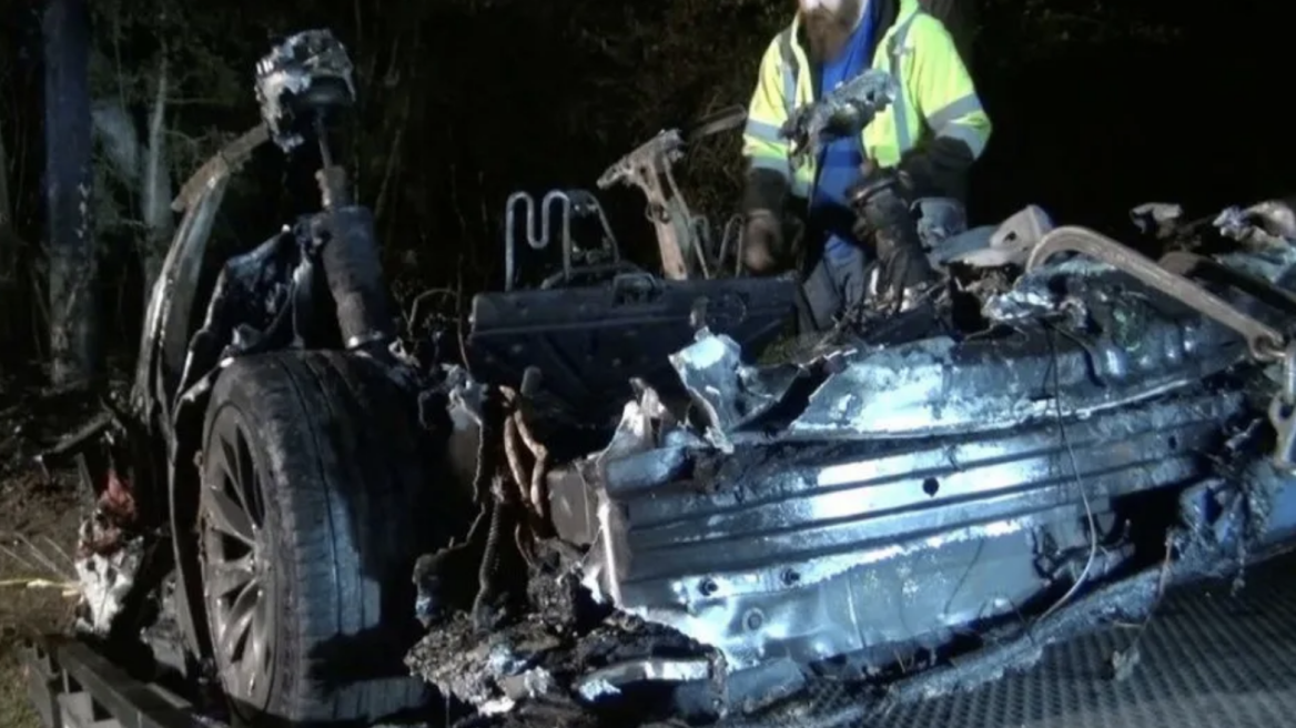 «Θρίλερ» με Tesla...