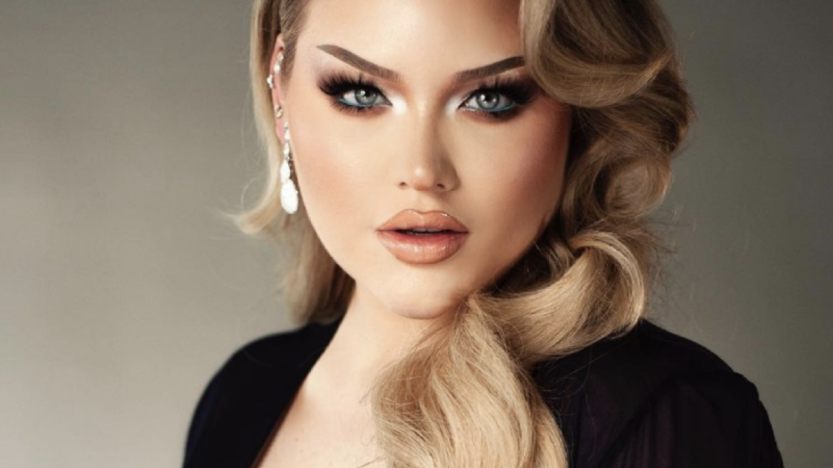 Νίκι ντε Γιάγκερ: Ποια είναι η παρουσιάστρια της Eurovision που γεννήθηκε άντρας