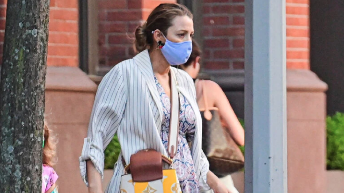 Η Blake Lively φόρεσε το πιο όμορφο Μango φόρεμα του καλοκαιριού