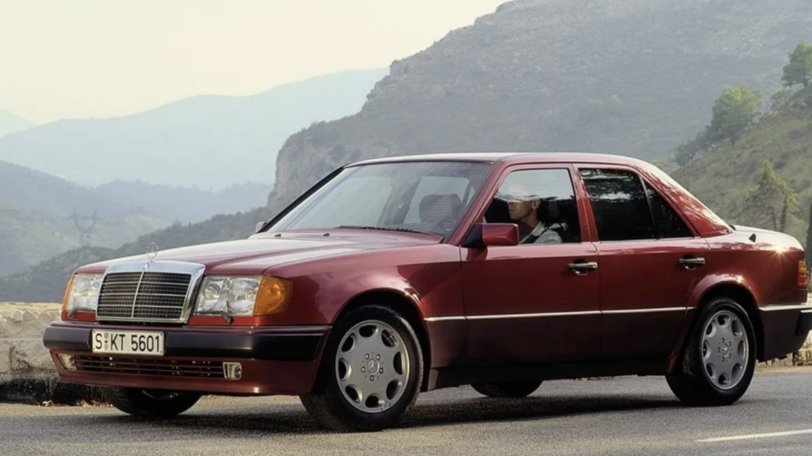 Οταν η Porsche βοηθούσε την Mercedes-Benz...