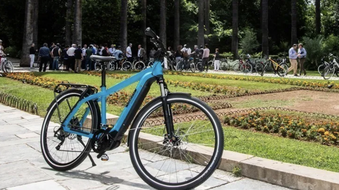 Απόσυρση παλαιού αυτοκινήτου με δώρο ένα ηλεκτρικό ποδήλατο!