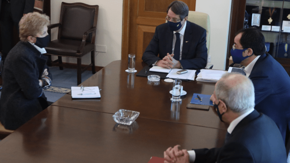 Κύπρος: Συναντήσεις Λουτ με Αναστασιάδη και Τατάρ - Δύσκολο εγχείρημα μία νέα διάσκεψη