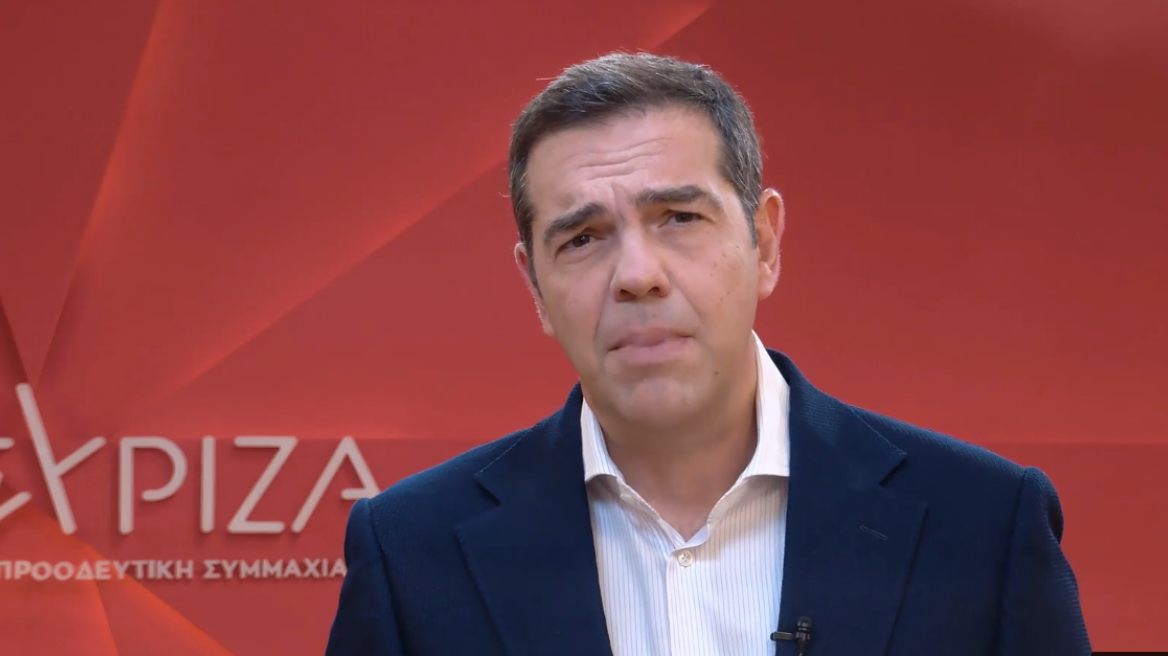 Τσίπρας: Καλώ τους πολίτες να εμβολιαστούν και να απορρίψουν τον διχασμό