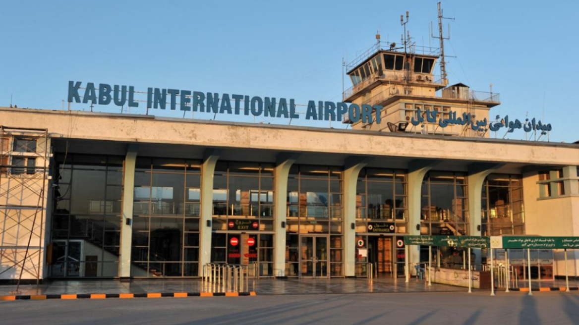 Γερμανία: «Οι Ταλιμπάν εμποδίζουν τους Αφγανούς να φτάσουν στο αεροδρόμιο της Καμπούλ»