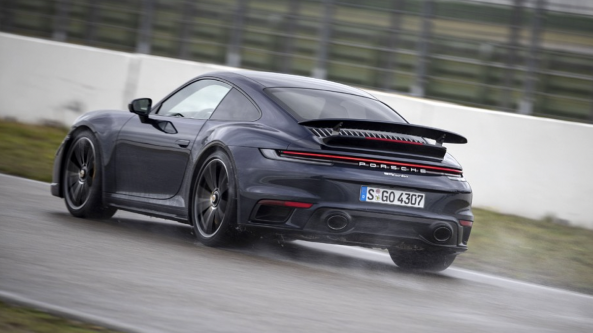 ΣΟΚ ή δέος για αυτό που έρχεται στην θρυλική Porsche 911;