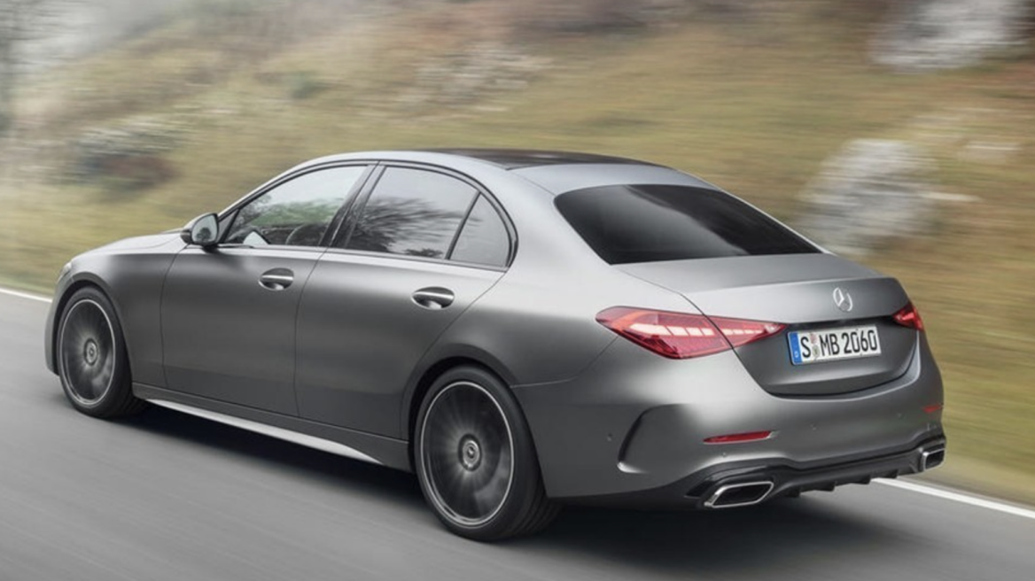Πόσο κοστίζει η νέα Mercedes C-Class στη χώρα μας;