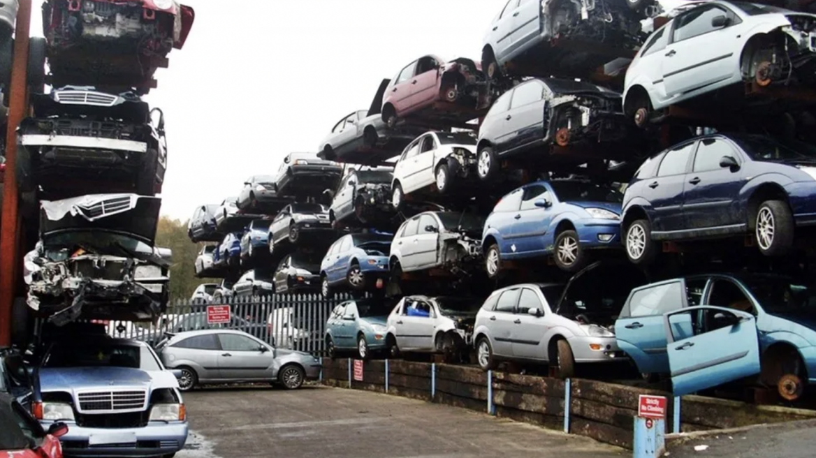 Ερχεται απόσυρση αυτοκινήτων – Χαράτσι στα παλιά - ρυπογόνα;    