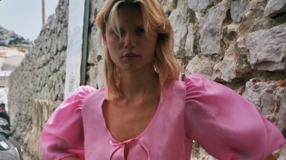 Tie-Front Top: 5 καλοί λόγοι για να το ενσωματώσετε στην καλοκαιρινή σας γκαρνταρόμπα