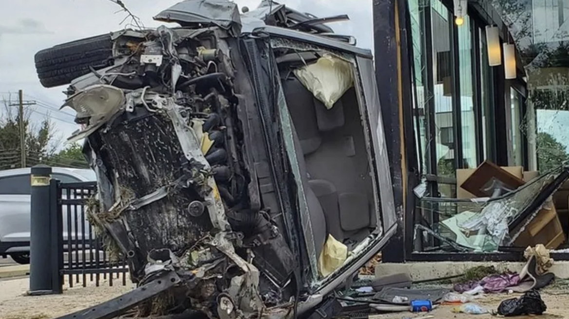 Απίστευτο: Μετά το τρακάρισμα κατέληξε σε εστιατόριο (+video)