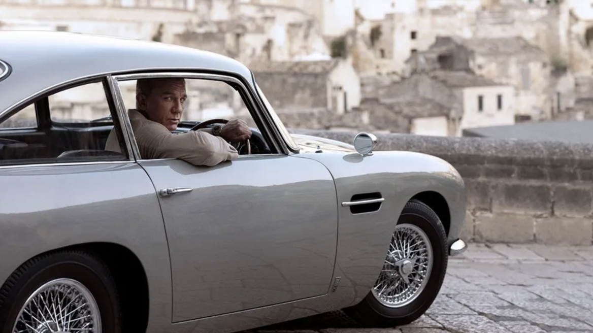 Τα υπερσέξι αυτοκίνητα του James Bond (+video)