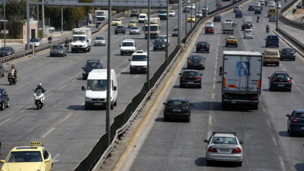 Κίνηση στους δρόμους: Μποτιλιάρισμα στον Κηφισό από νωρίς το πρωί - Live εικόνα
