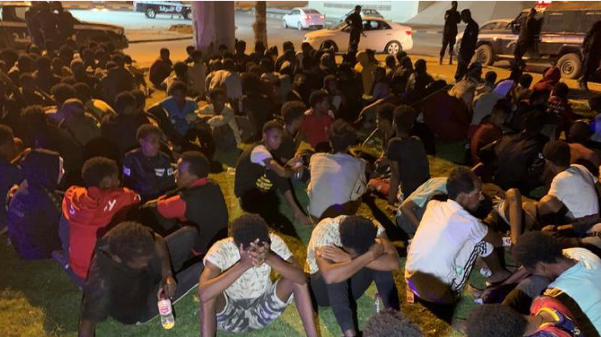 Λιβύη: Τουλάχιστον έξι νεκροί και 24 τραυματίες από πυρά φρουρών στη βίαιη καταστολή μεταναστών - Δείτε βίντεο
