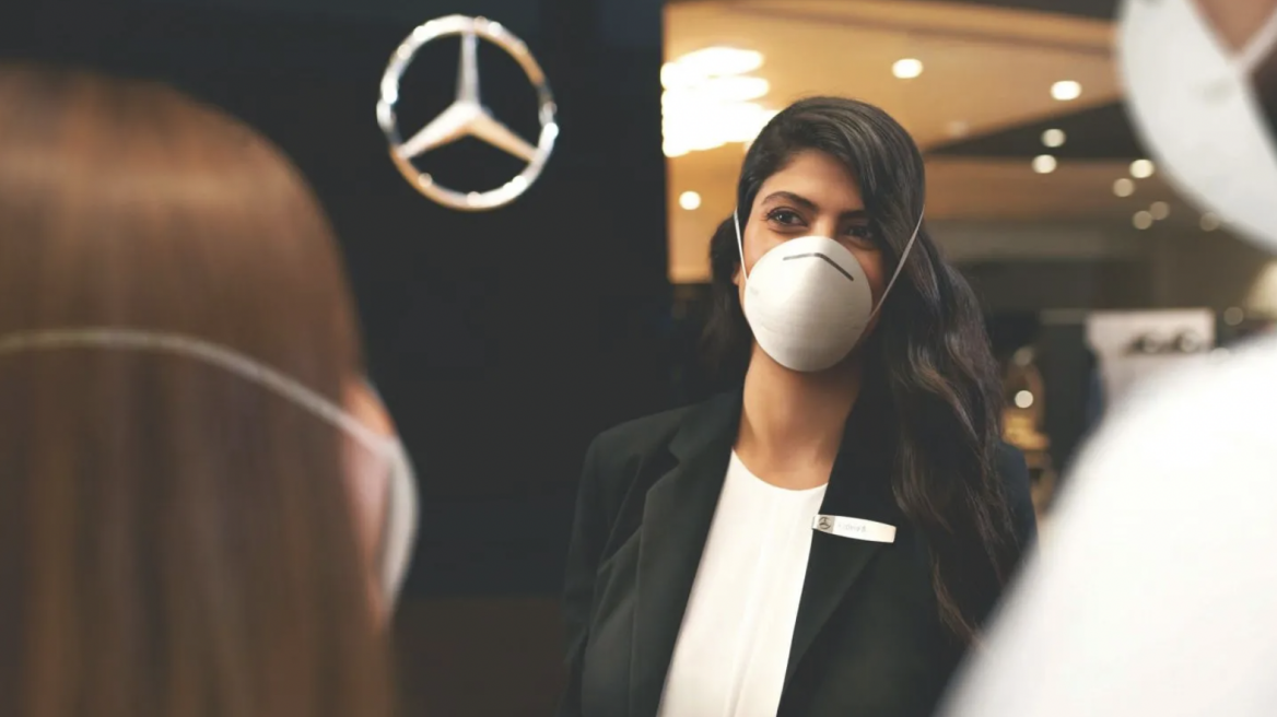 Αγριεύει η Mercedes με τους ανεμβολίαστους... 